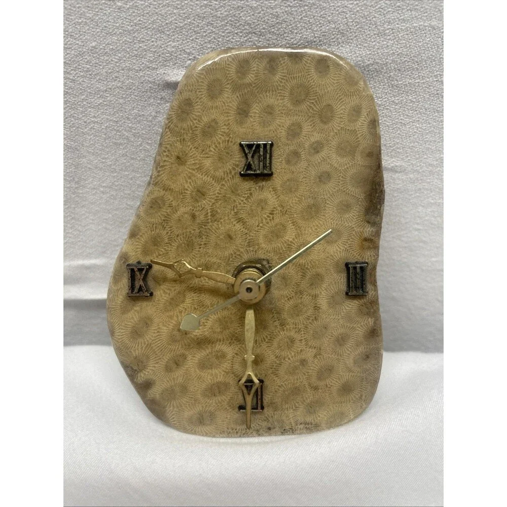 VTG Cut Stone Slab Hanging Wall Clock Geniune Petoskey Stone Michigan USA WORKS